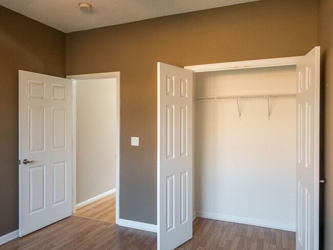 Building Photo - 38 Summer Meadow Rd