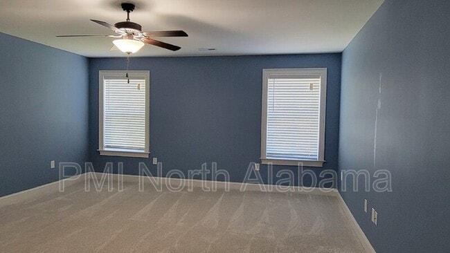 Building Photo - 130 Creekmound Dr