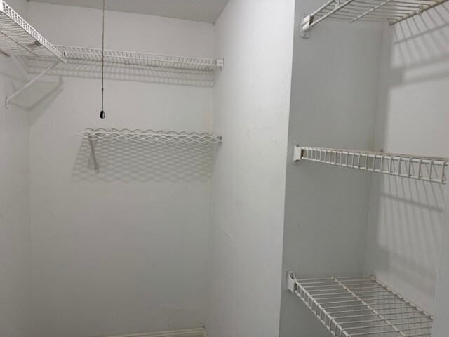 Building Photo - 6904 Doral