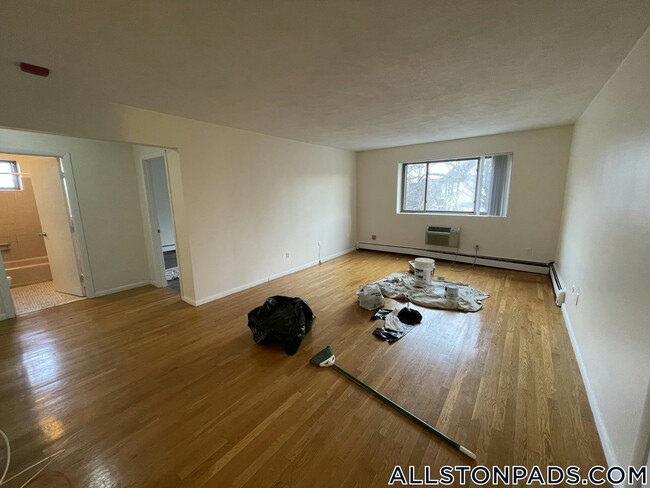 Building Photo - 26 Allston St