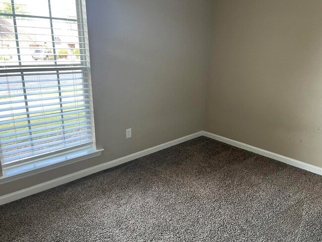 Building Photo - 11696 Accord Cove
