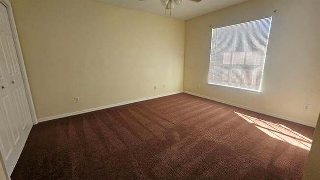 Building Photo - 5549 W Oak Park Blvd