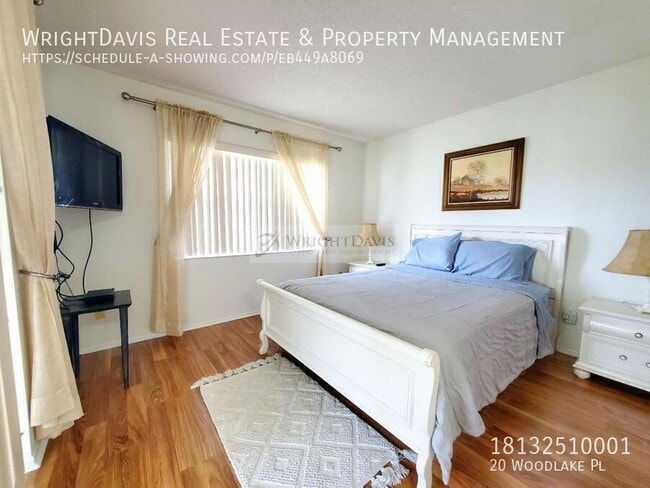 Building Photo - 20 Woodlake Pl
