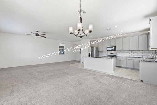 Building Photo - 7842 S New Strike Way