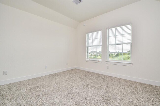 Building Photo - 7319 Bayberry Crescent Ln