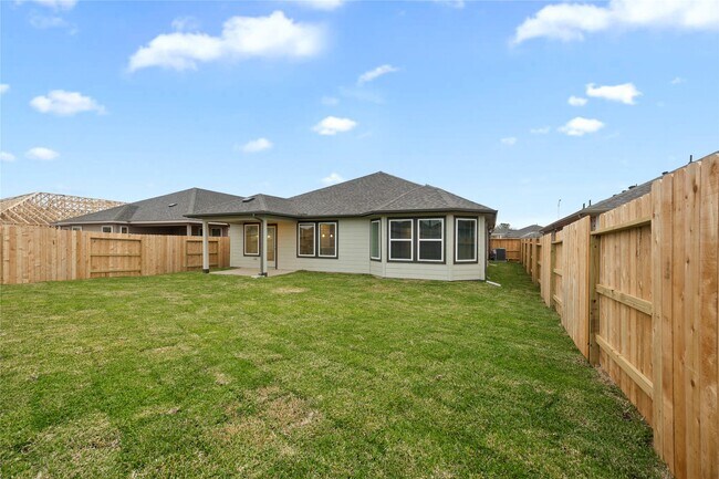 Building Photo - 6338 Brazos Trl Dr