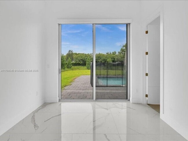 Building Photo - 16644 Botaniko Dr N