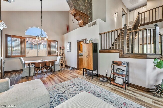 Building Photo - 9248 Evergreen Canyon Dr