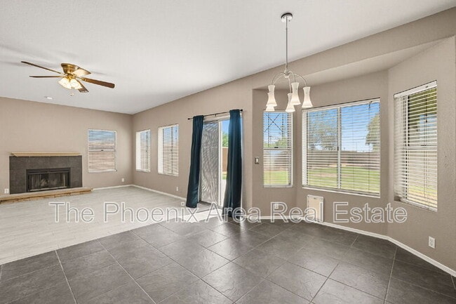 Building Photo - 15007 S 40th St