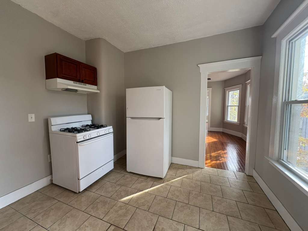 Building Photo - 83 Judson Ave