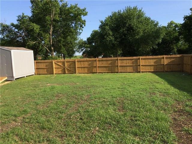 Building Photo - 600 Pacific St E