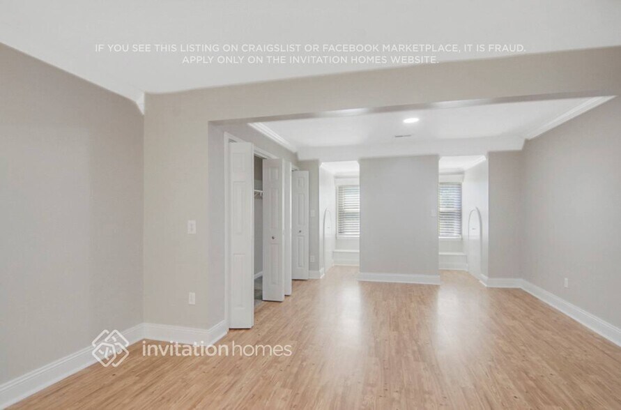 Building Photo - 7413 Laketree Dr