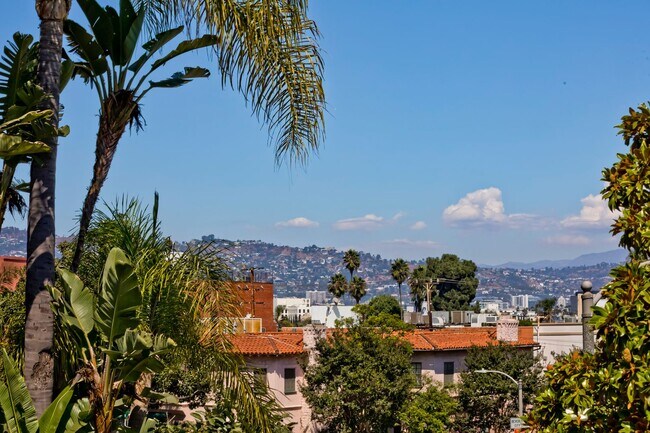 Building Photo - Classic Spanish Elegance Steps from Beverly Hills