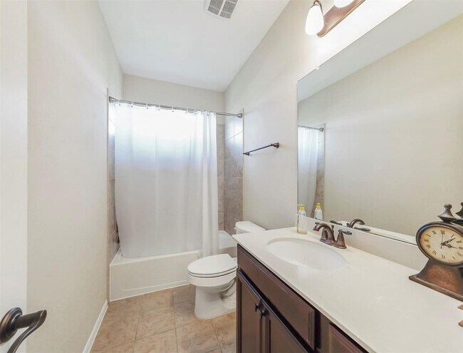 Building Photo - 4919 Blackwater Ln