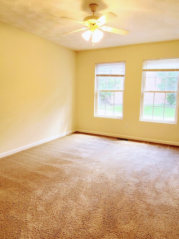 Building Photo - 1 US-1