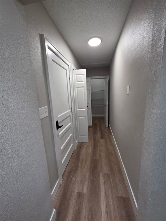 Building Photo - 2104 Crill Ave
