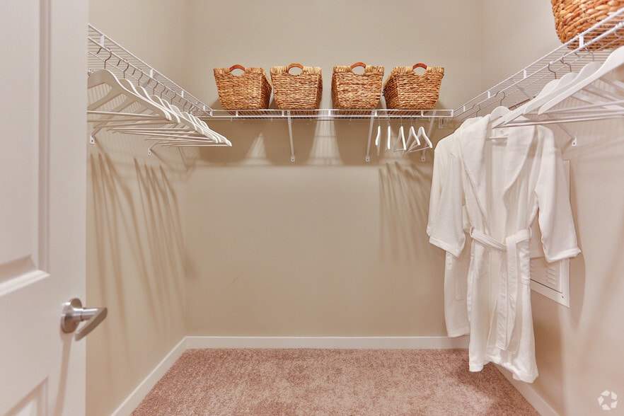 Primary Photo - District Flats