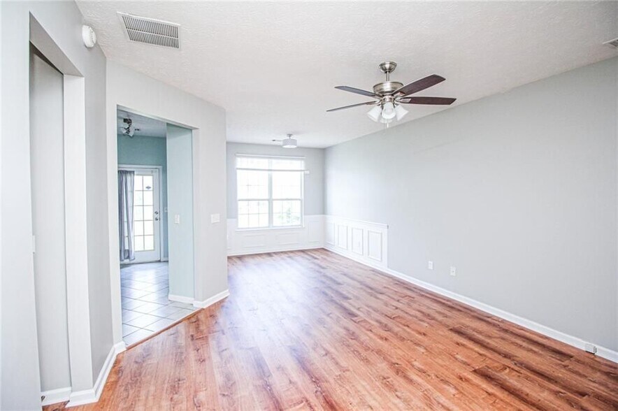 Building Photo - 6476 Portside Way