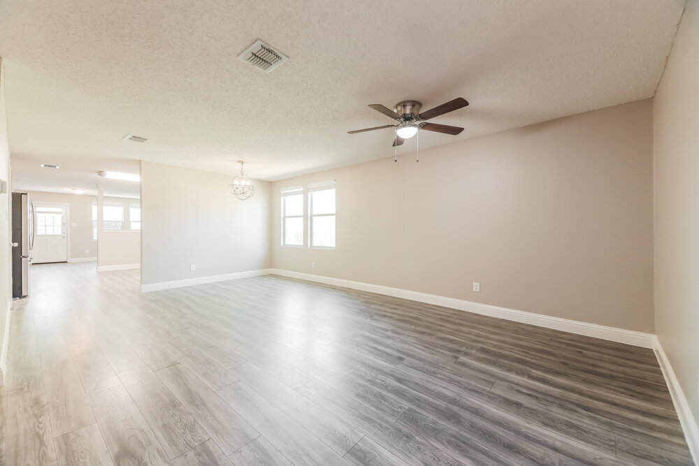 Building Photo - 16113 Windsong Ct