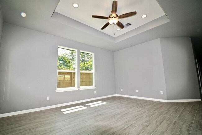 Building Photo - 4238 Aledo St