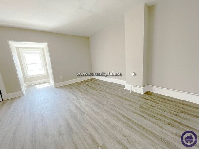 Building Photo - 2805 131st St