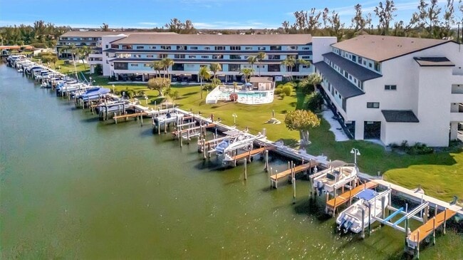 Building Photo - 9604 Cortez Rd W