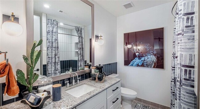 Building Photo - 1301 Spring St NW