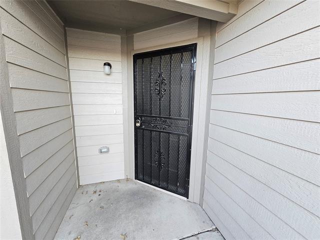 Building Photo - 5113 Avenue G