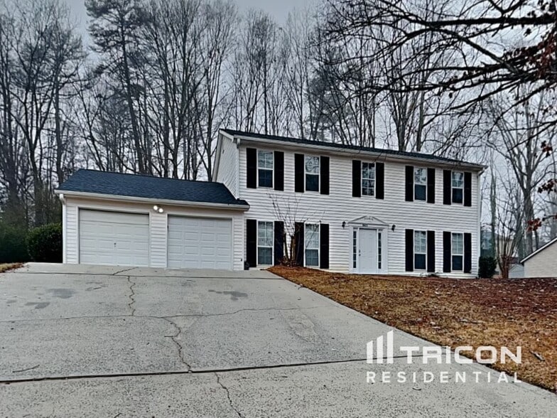 Building Photo - 5625 Longbow Dr