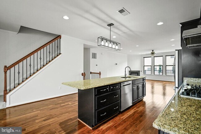 Building Photo - 23493 Adagio Terrace