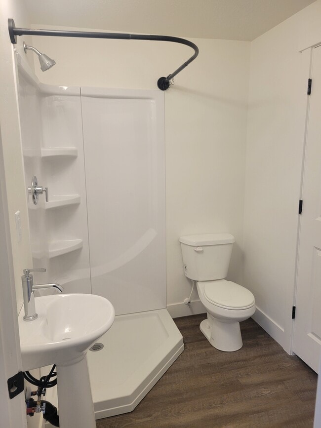 Building Photo - 116 E 730 N