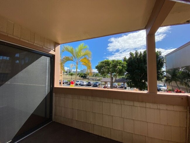 Building Photo - 98-943 Moanalua Rd 1503