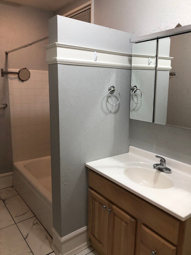 Floorplan - 1899 Selby Avenue