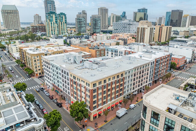 Context - Gaslamp City Square