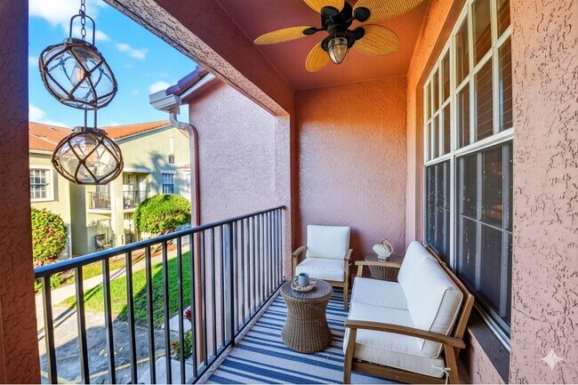 Building Photo - 501 Belmont Pl