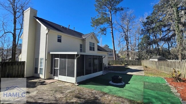 Building Photo - 22 Avocet Way