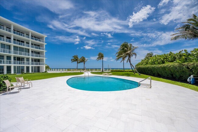 Building Photo - 1213 S Ocean Blvd