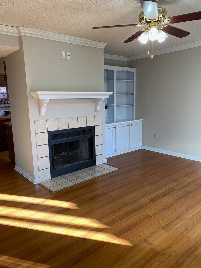 Building Photo - 150 Ocean Dr