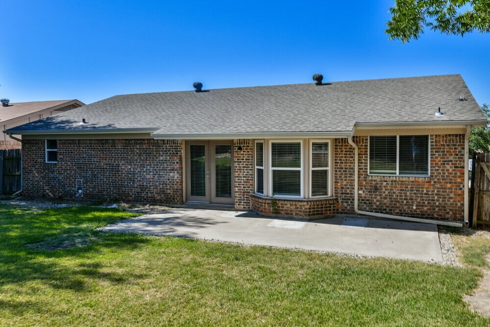 Building Photo - 6437 Starnes Rd