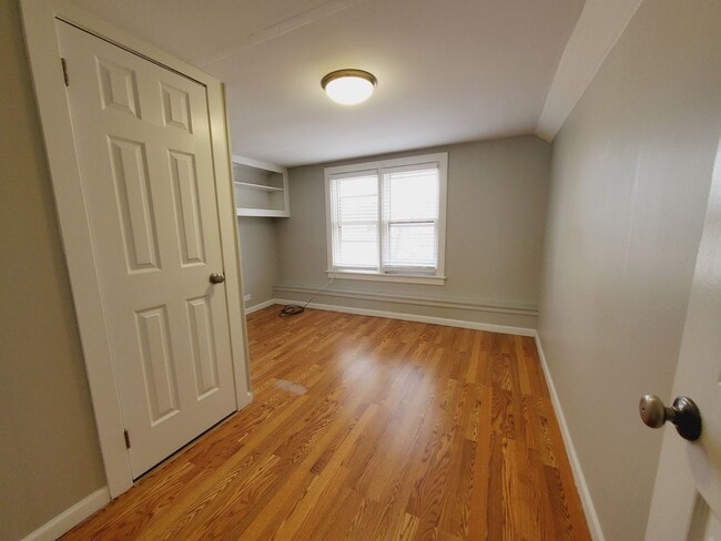 Building Photo - Single Family 3 Bedroom Home For Rent in Emmaus