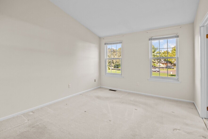Bedroom #2 - 51 Portsmouth Ct