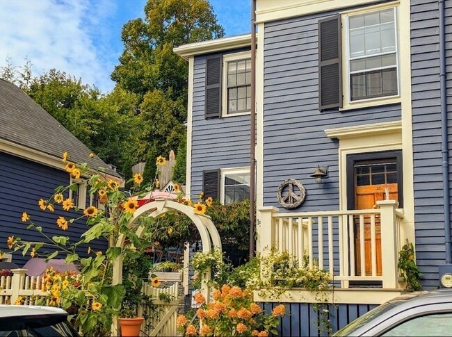 Building Photo - 15 Washington St