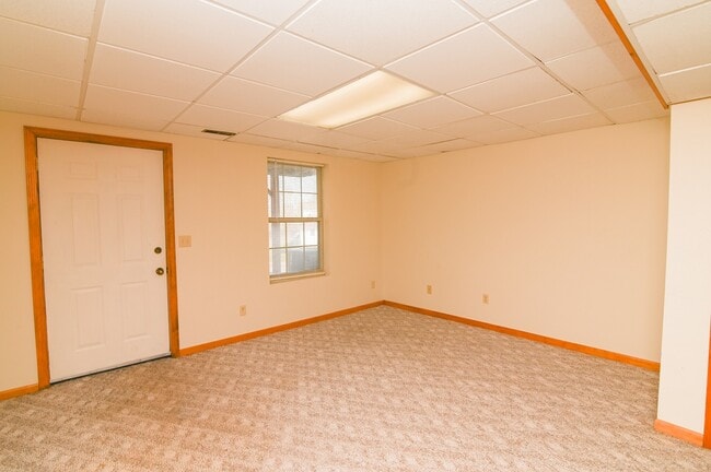 Building Photo - 5204 Deer Ridge