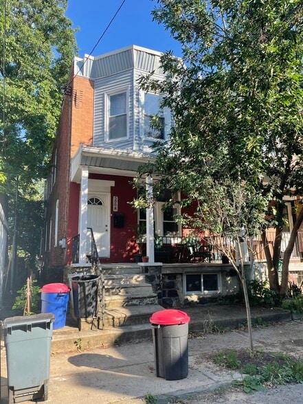 Building Photo - 5008 Beaumont Avenue
