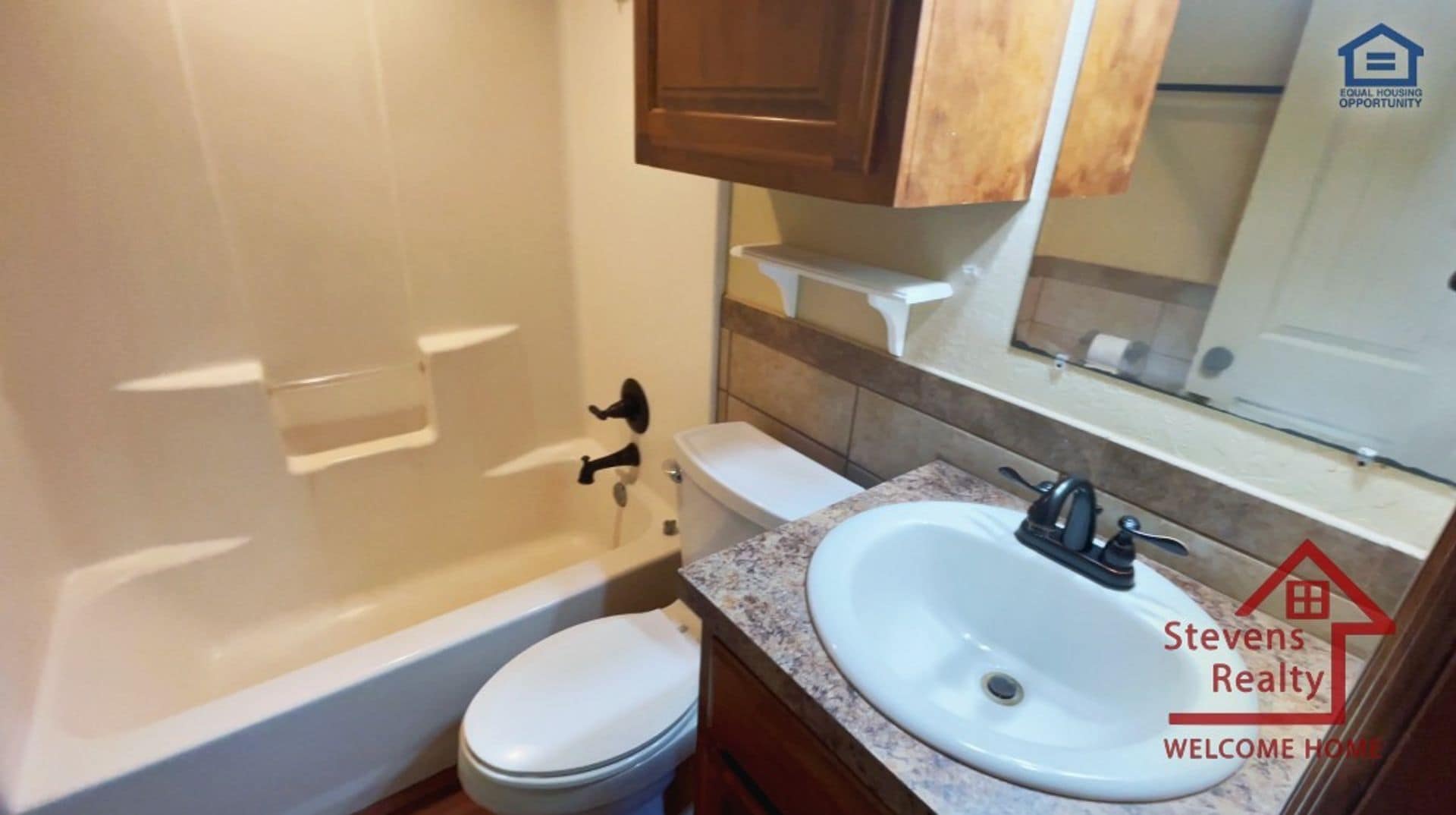 Building Photo - 1602 NW Lindy Ave