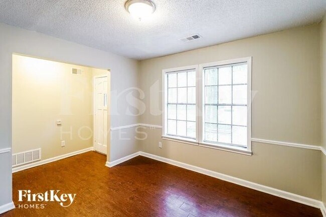 Building Photo - 4397 Hunt Ln