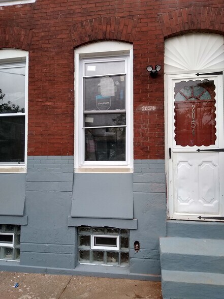 Building Photo - 2054 Ann St