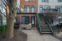 Building Photo - 1812 S Clark St