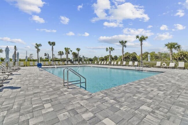 Building Photo - 1638 Saddlewood Cir