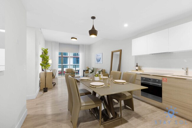 Building Photo - 777 N Ocean Dr